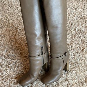 Tory Burch Faye Boots Size 6.5 Authentic!